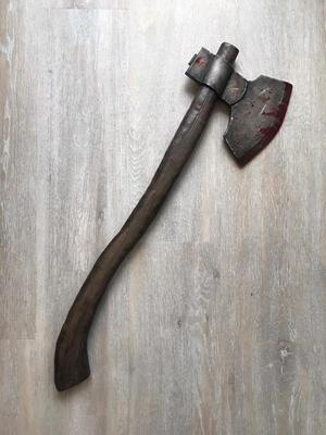 Huntress Axe (Dead by Daylight)