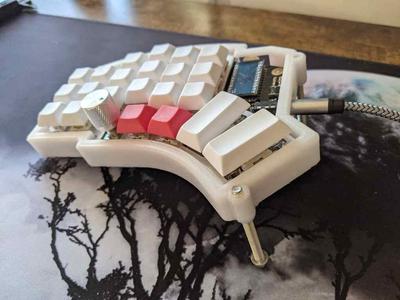 Kyria Ergo Tented Case