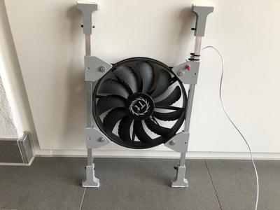 Roof window fan (camper van) with springs
