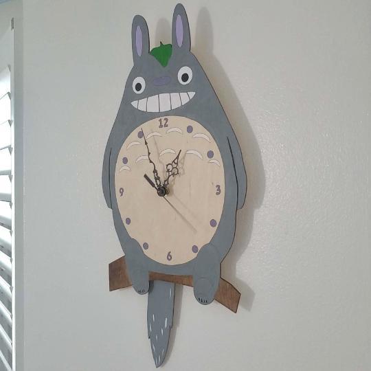Laster-cut Totero clock