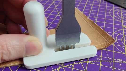 Stitching Punch Aid Plate for Leather