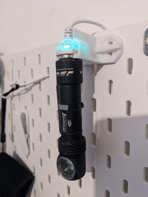 Armytek Magnetic Charger Skadis Mount AMC-01 (Wizard, Prime, Tiara)