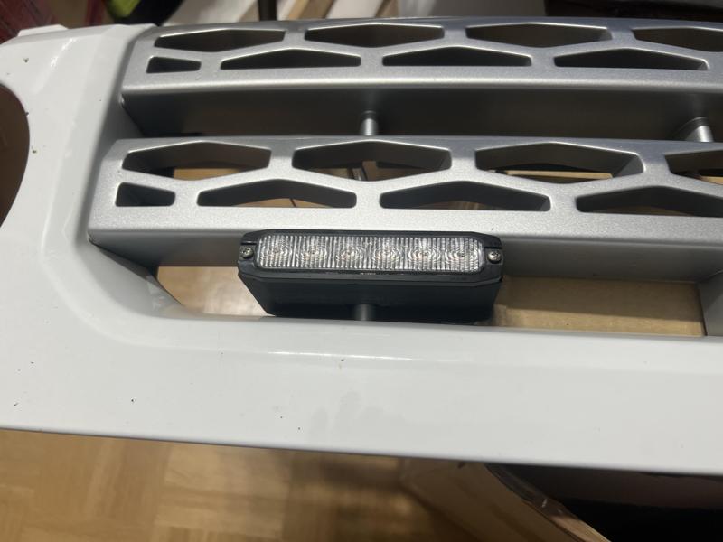 Halter Frontblitzer FIN6 von 911Signal