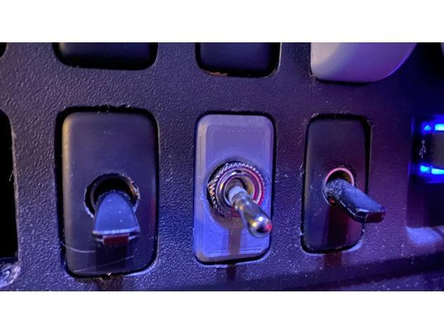 Toyota 12mm toggle switch