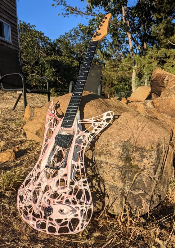 Structural Generative Design/3D Voronoi Electric Guitar