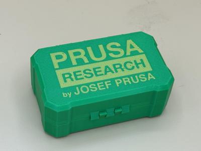 "Print in Place" Scalable Prusa-Box