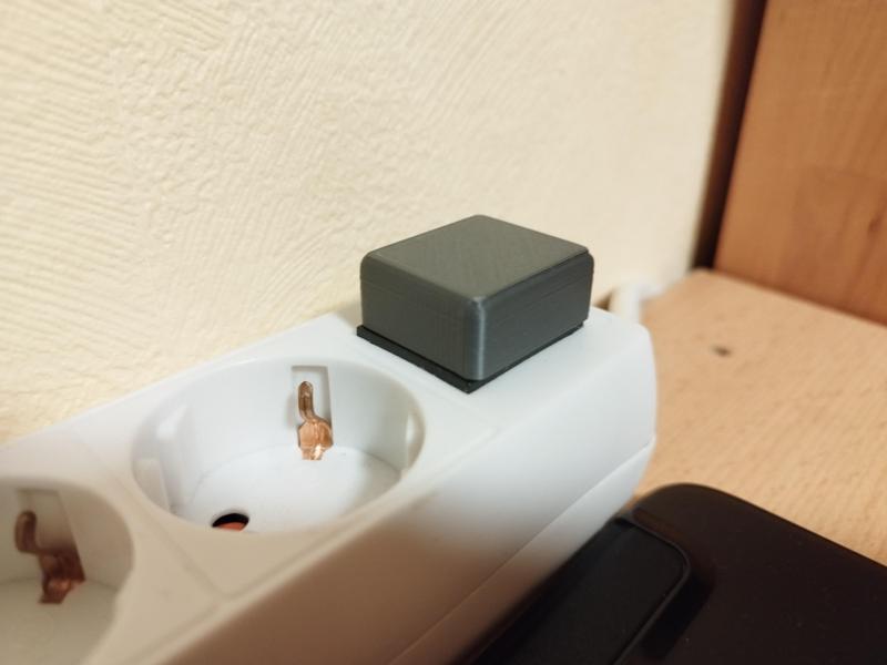 Powerstrip light cover