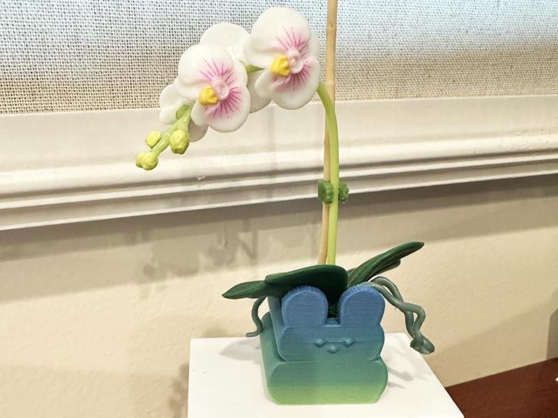 Miniature Bunny Pot Miniverse size 