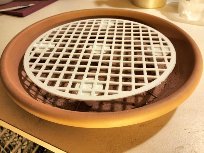 Drain sous-pot (Planter pot drain)