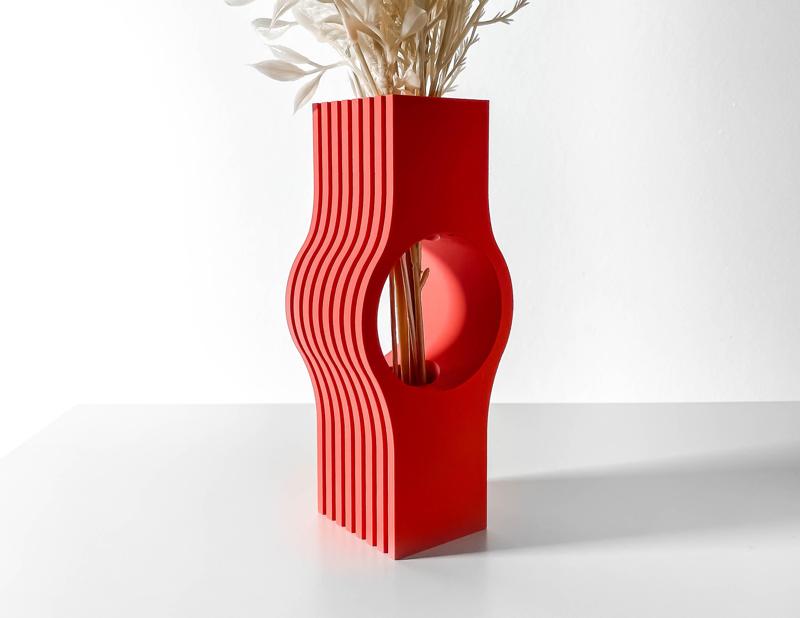 The Nallo Vase, Modern and Unique Home Decor for Dried and Preserved Flowers