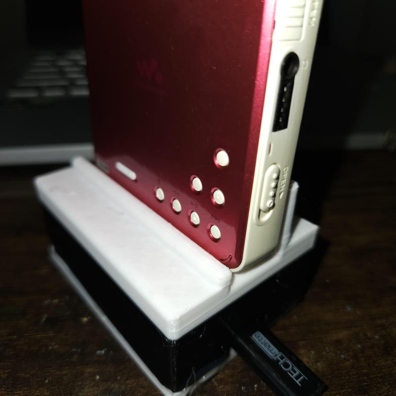 USB C Sony Minidisc Player Dock (MZ-E630 and other nickel gumstick models)