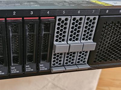 3D Printable HDD Caddy for Lenovo ThinkSystem (Model SM17A06246)