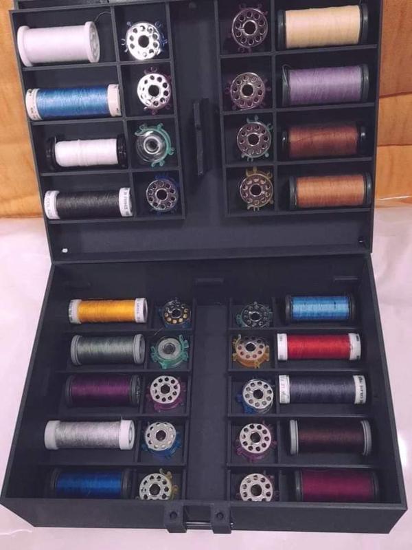 Boîte à couture pour mobile et canette / Rugged and Bobbin box