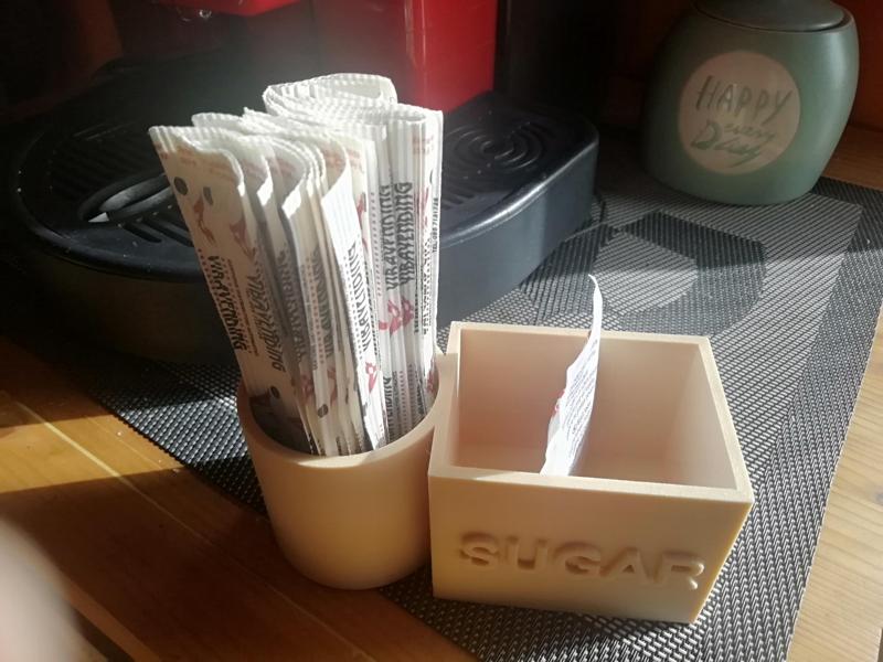 bring sugar and scoops