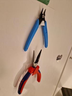 clippers/pliers holder