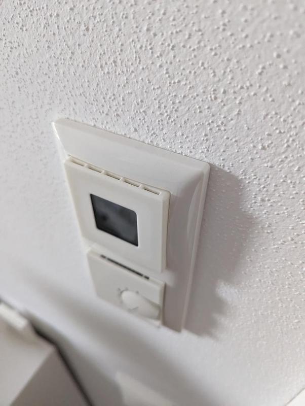 Xiaomi Mi Temperature and Humidity Monitor 2 Case for Busch-Jäger Balance SI