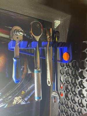 Wrench Mount Bracket - Remix from @laughing_monkey
