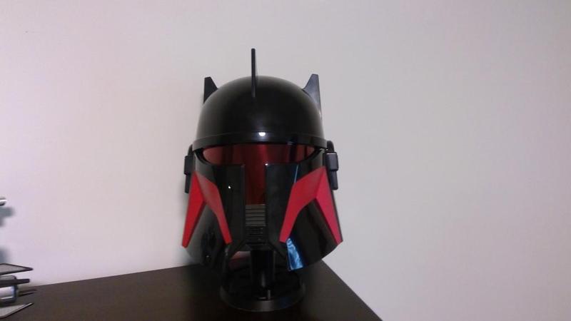 Moff Gideon helmet stand