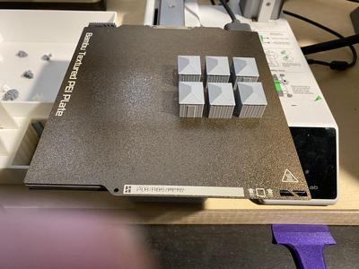 n Scale RR Relay shed