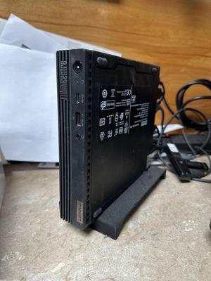 Lenovo M790Q mini pc stand