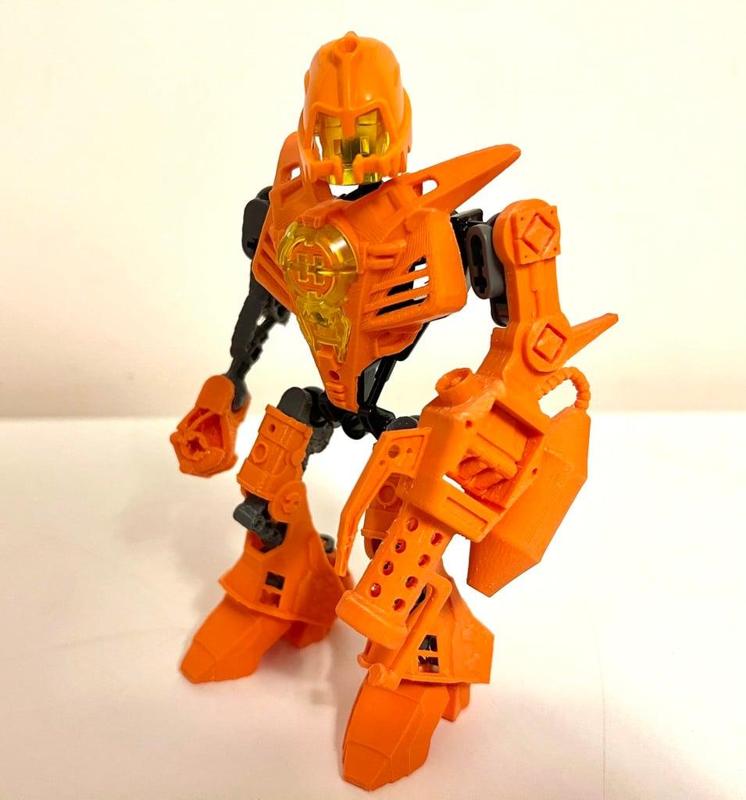 Hero Factory Thomas Scorch 1.0