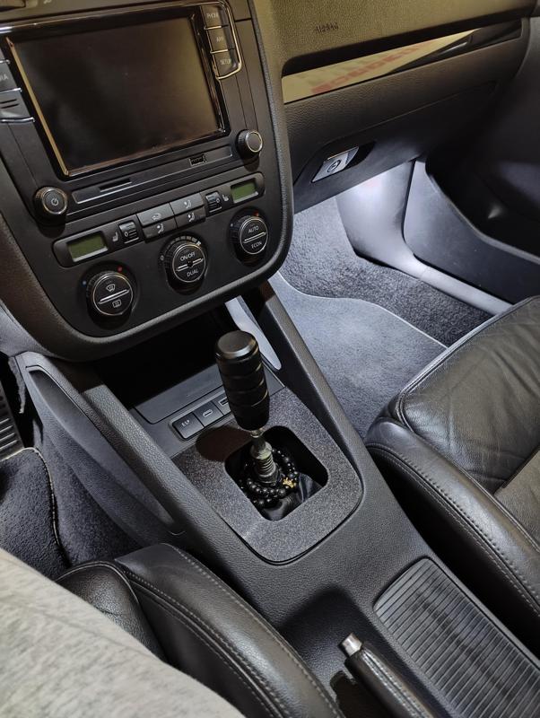Golf mk5 gear shift panel