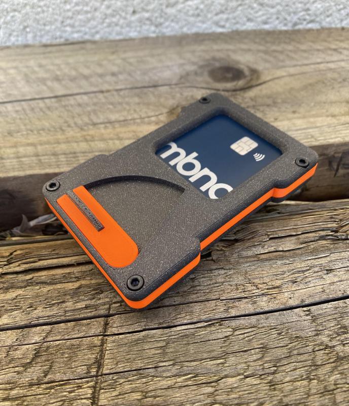 Pop-up credit card wallet spreader with coin/cash storage