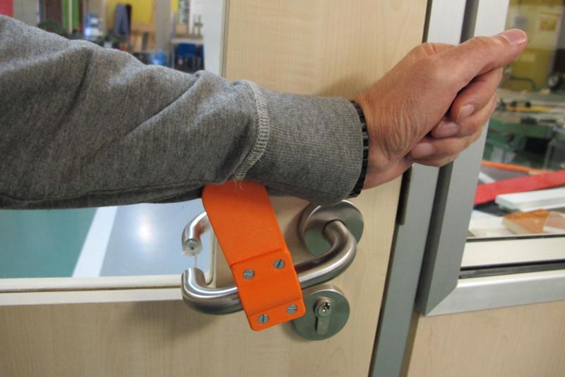 Manetón para picaporte/ help you opening door