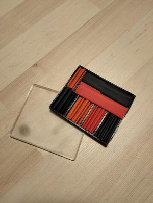 shrink tube organizer with lid