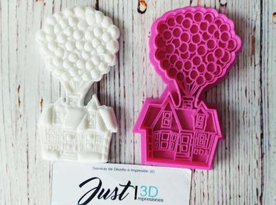 COOKIE CUTTER HOUSE UP BALLOONS
