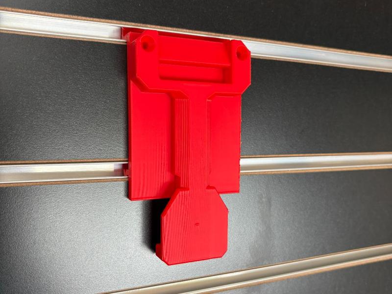 Milwaukee Packout Hanger for Slatwall