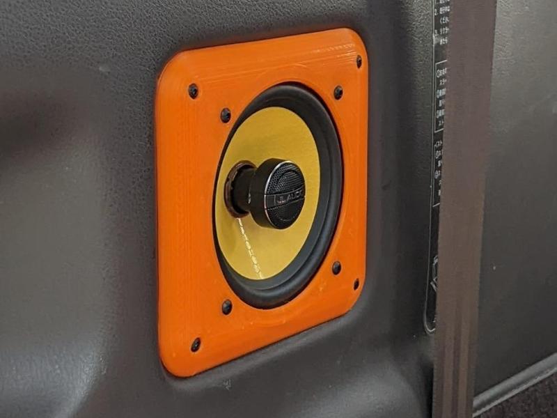 Toyota Hiace Rear Speaker Mounts