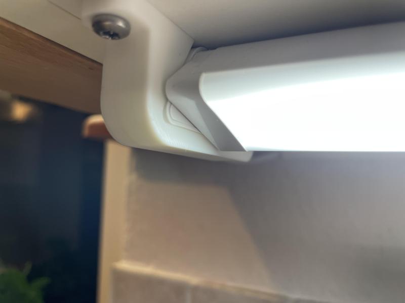 Bracket for under-cabinet lamp
