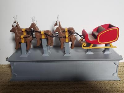 Oscillating Santa Sleigh and Reindeer