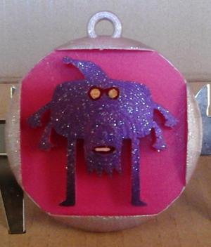 MONSTROUS CHRISTMAS DECORATION Nº19