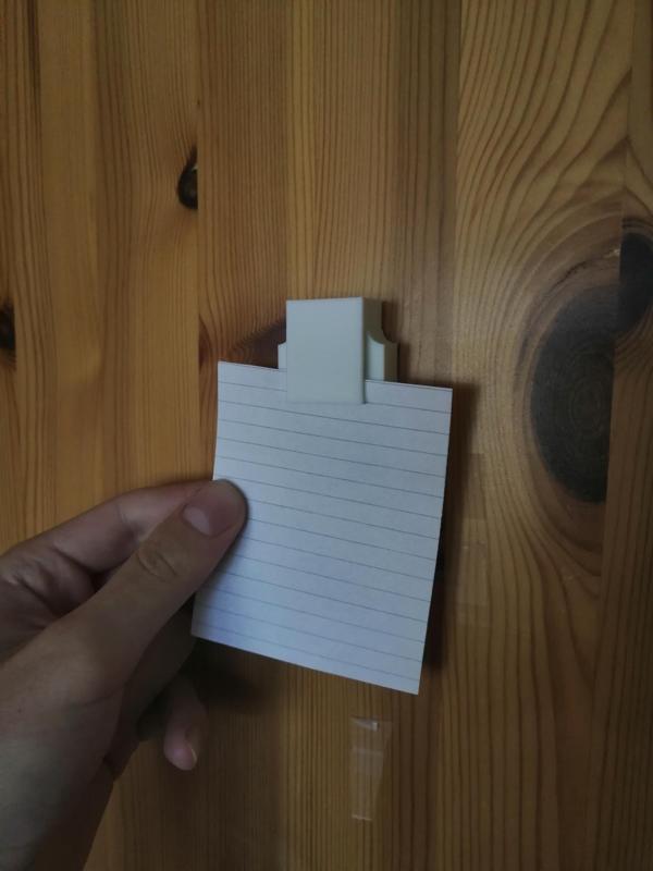 Photo gravity ball holder