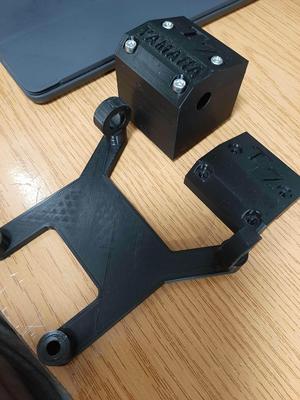 Yamaha Tenere 700 anti-vibration reducer bracket