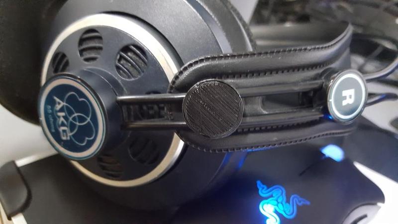 AKG K240 MKII Clip