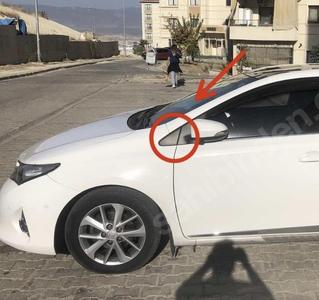 Toyota Auris mirror triangle