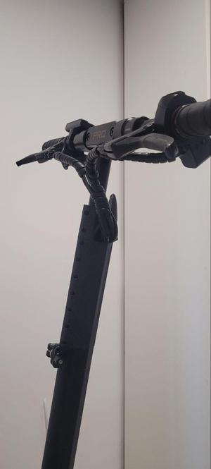 Smartgyro mast cable cover with hanger