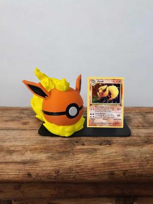 Pokéball Pyroli/ flareon