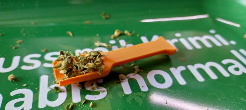 Weed Scoop Schauffellöffel