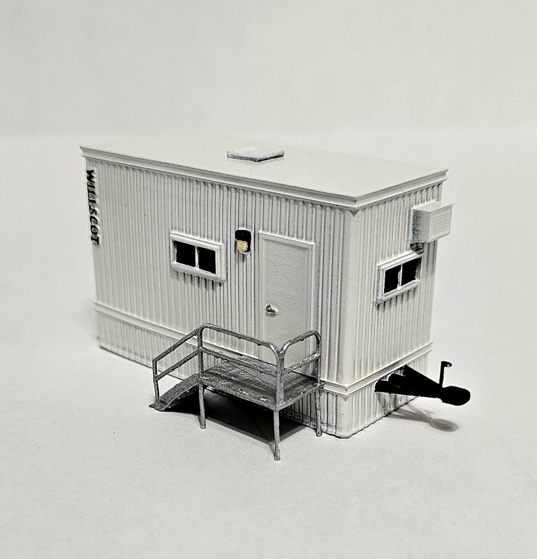 HO SCALE CONSTRUCTION OFFICE / JOBSITE TRAILER 8'X20'