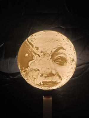 Lampe Le voyage dans la lune Georges Melies