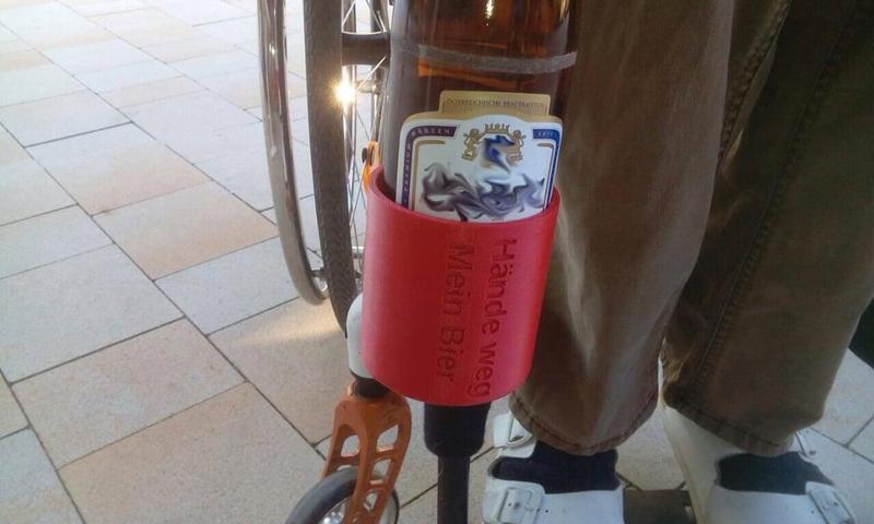 Canholder cupholder for wheelchair or for bike