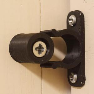Closet cabinet door snap