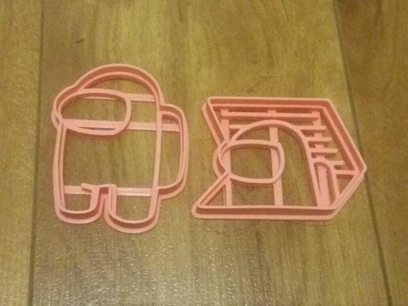 AMONG US COOKIE CUTTER - TRIPULANTE x 2