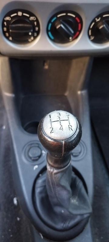 Gear shift knob Peugeot and others