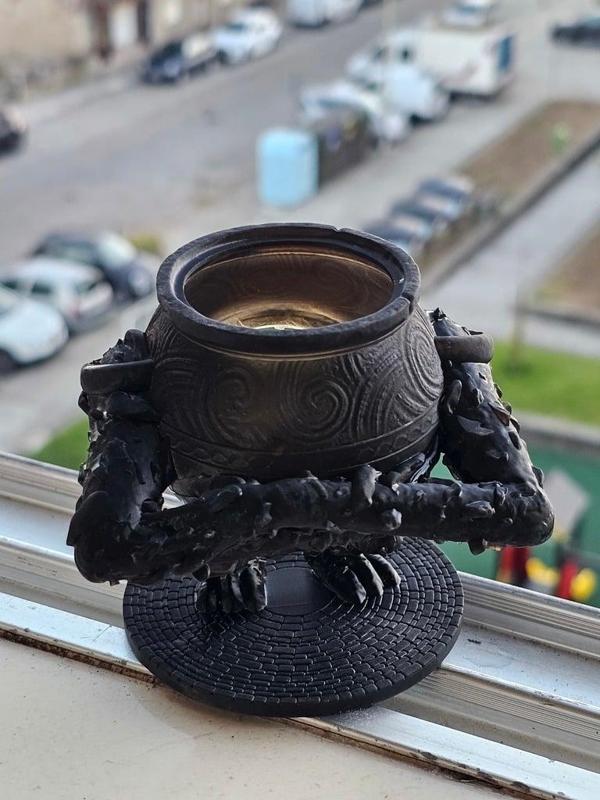 Alexander Pot Warrior Vase 