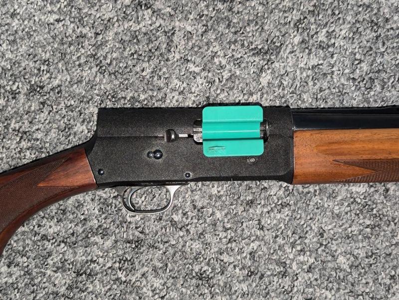 Browning Auto-5 Breech Clip